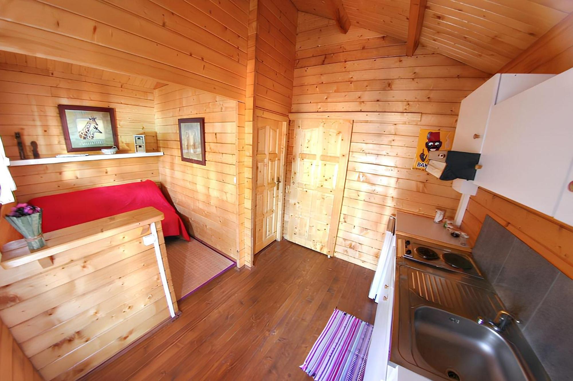 Bungalow Charmant A Saint-Joseph, Vue Sur La Piscine 外观 照片