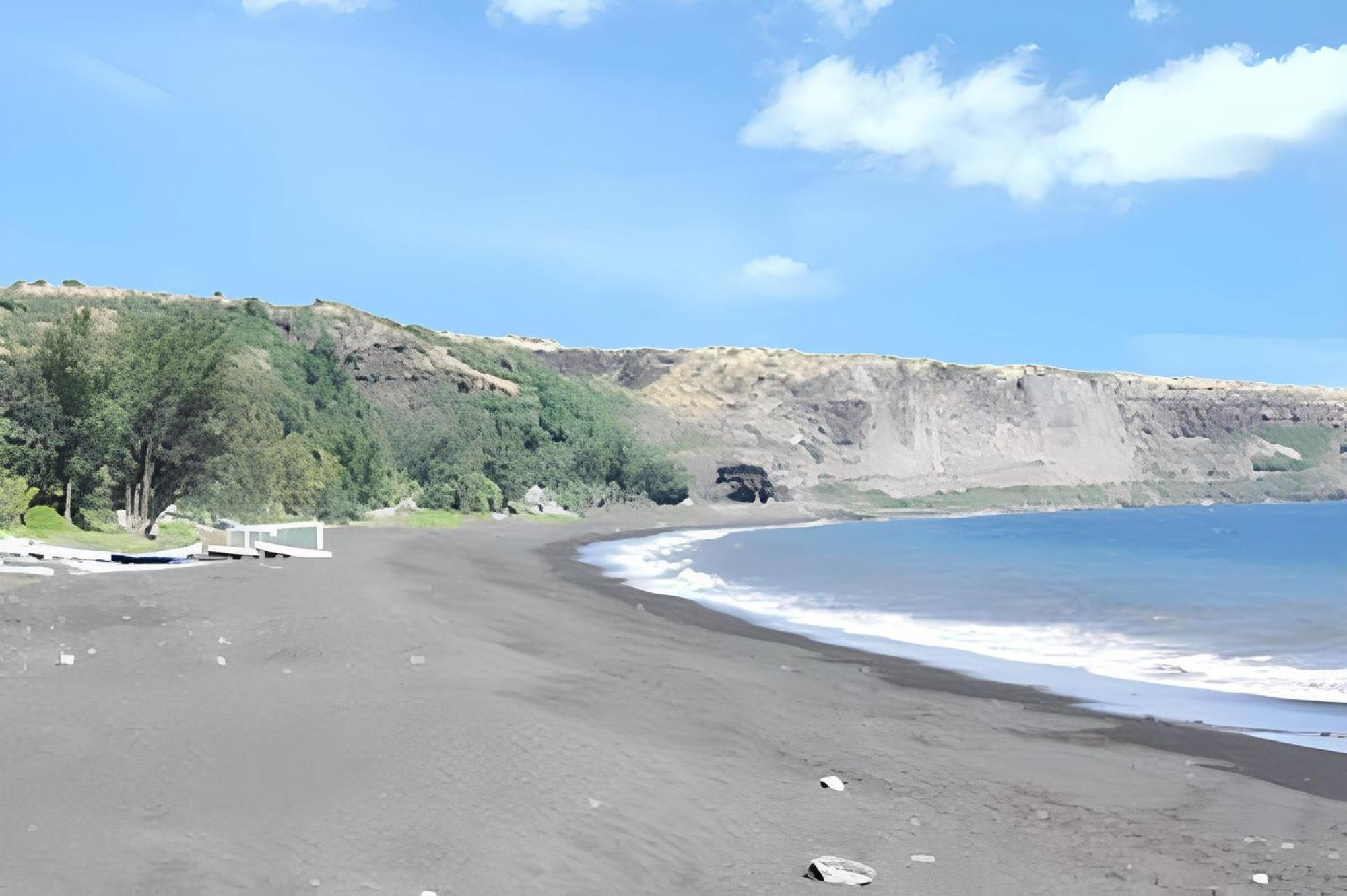 Bungalow Charmant A Saint-Joseph, Vue Sur La Piscine 外观 照片